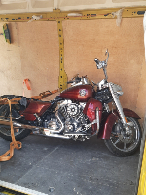 perevozka-motociklov-motoevakuator-11 perevozka-motociklov-motoevakuator-11