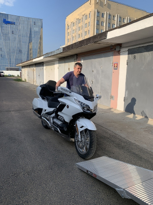 perevozka-motociklov-motoevakuator-18 perevozka-motociklov-motoevakuator-18