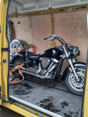 perevozka-motociklov-motoevakuator-4 perevozka-motociklov-motoevakuator-4